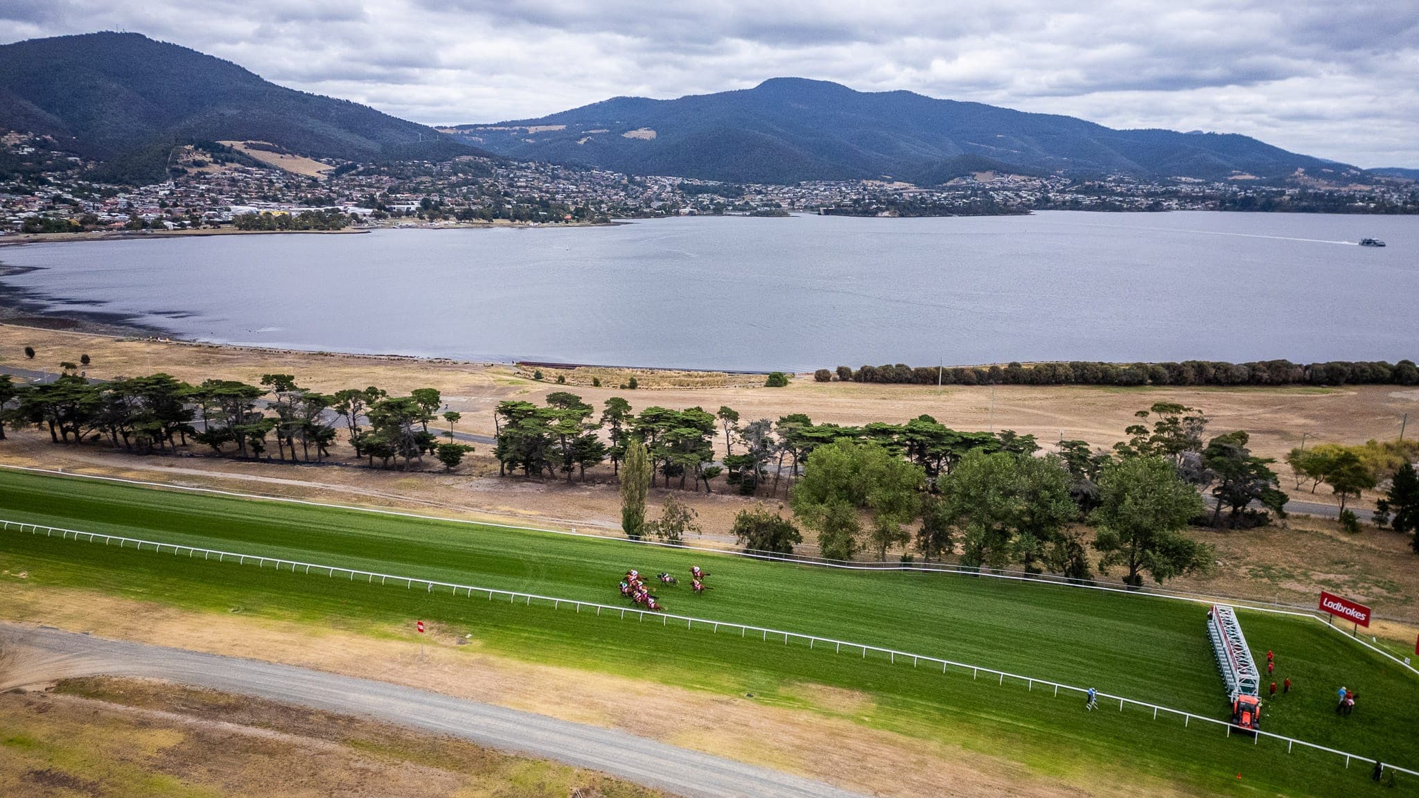 Hobart — Racing photograph by Sharon Lee Chapman